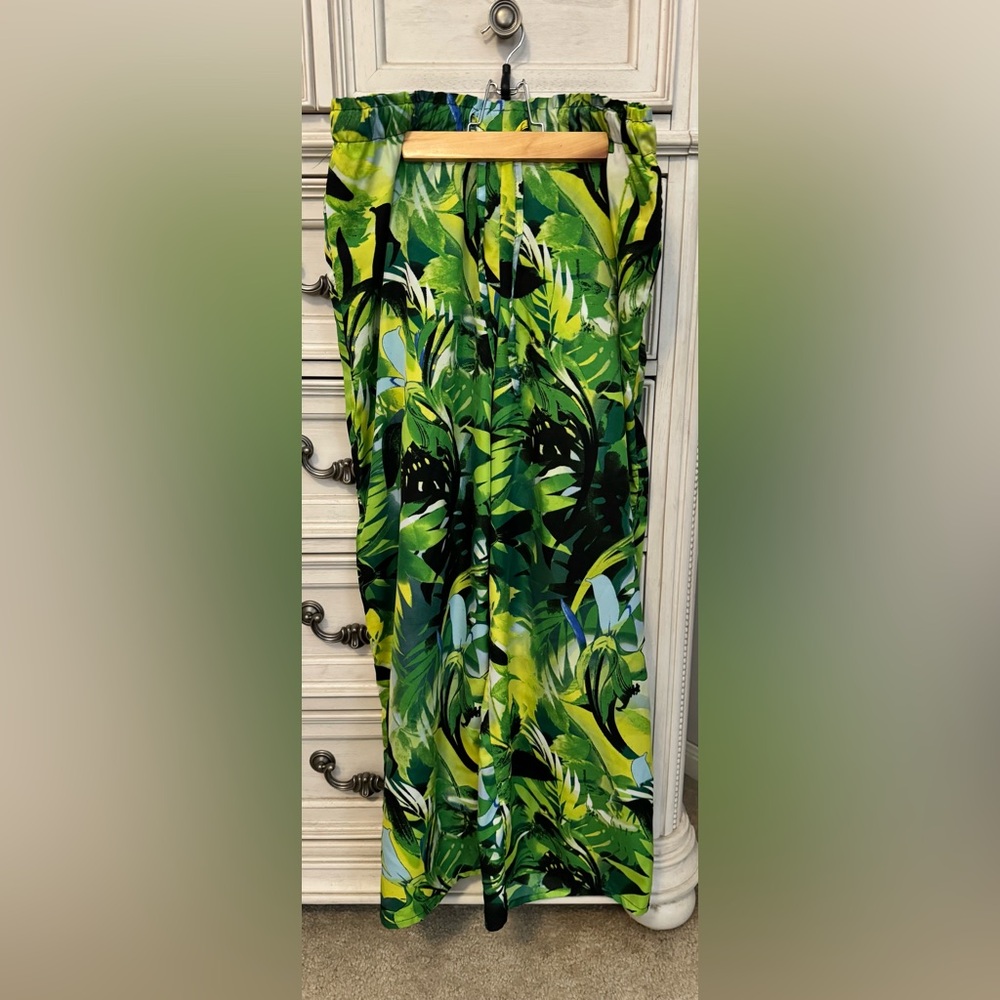 Live 4 Truth Palm Floral Pants